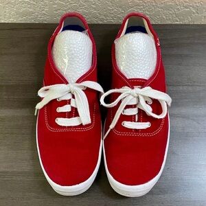 Women’s Red Keds 8.5